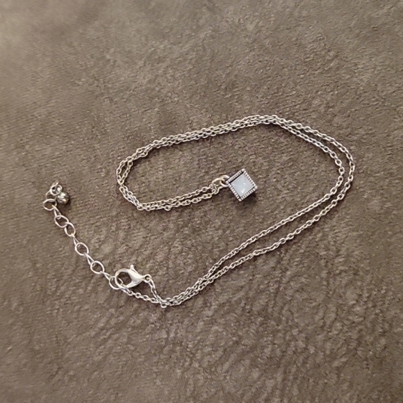 5/$25 Dainty Minimalist Diamond Shape Pendant Chain Necklace - Picture 2 of 7